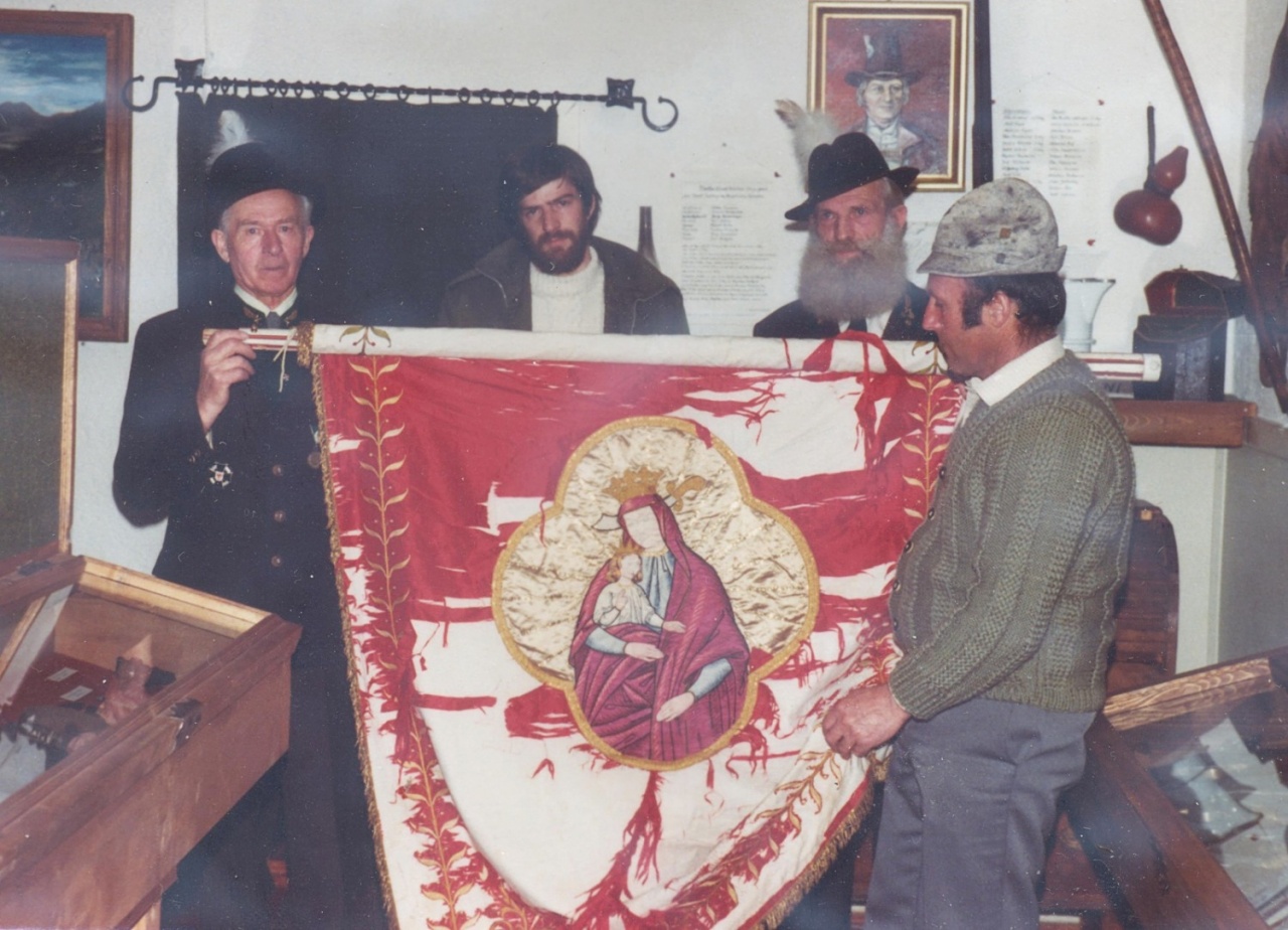 Übergabe Fahne